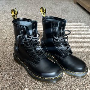 Black Dr. Marten’s Smooth Leather Boots (size US 6/EU 37)